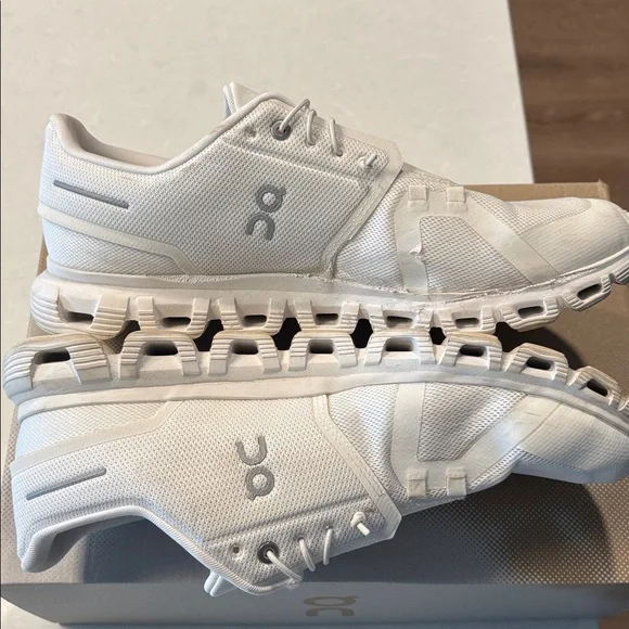 On Cloud White Running Sneakers - Picture 8 of 11